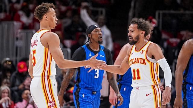 迷一同庆祝 迷一同庆祝