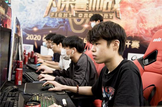 而在近日的 而在近日的